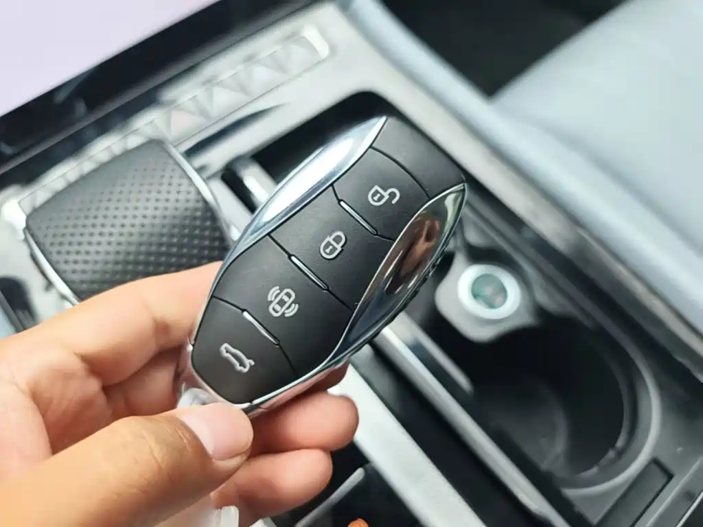Hongqi Hongqi H5 PHEV — миниатюра 9