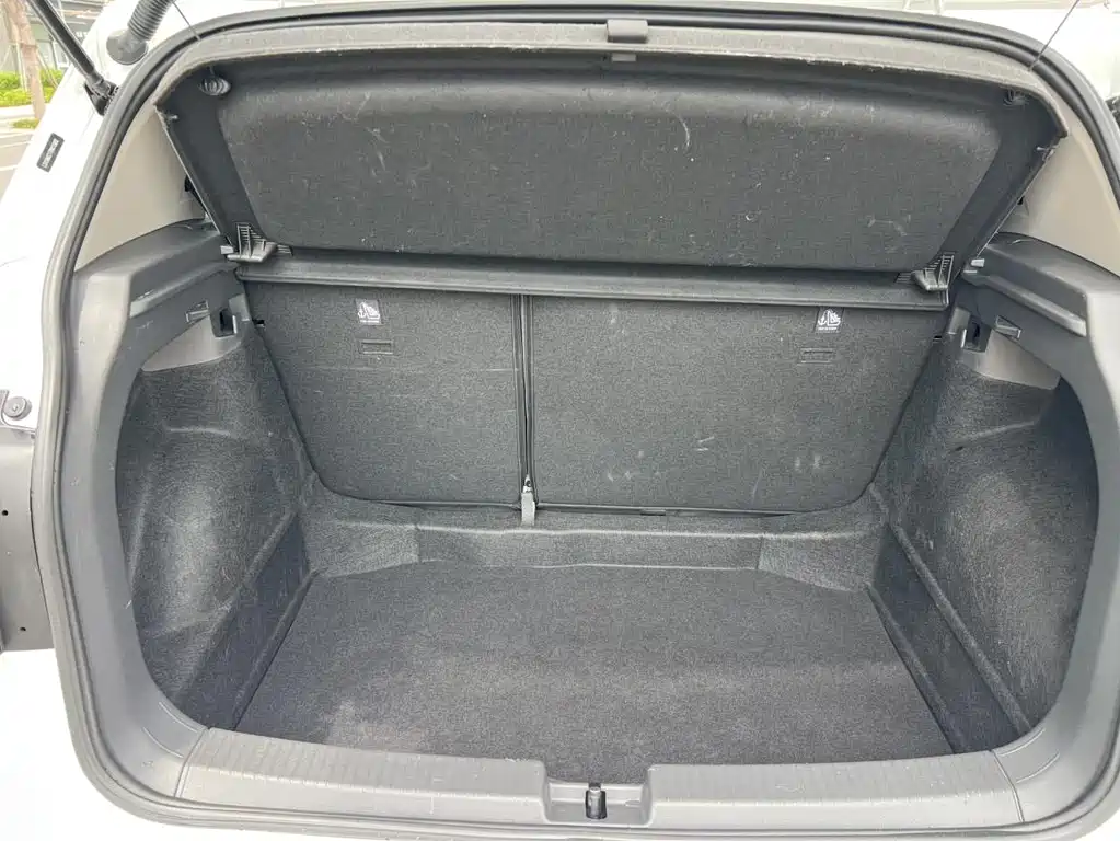 Volkswagen T-Cross — миниатюра 16