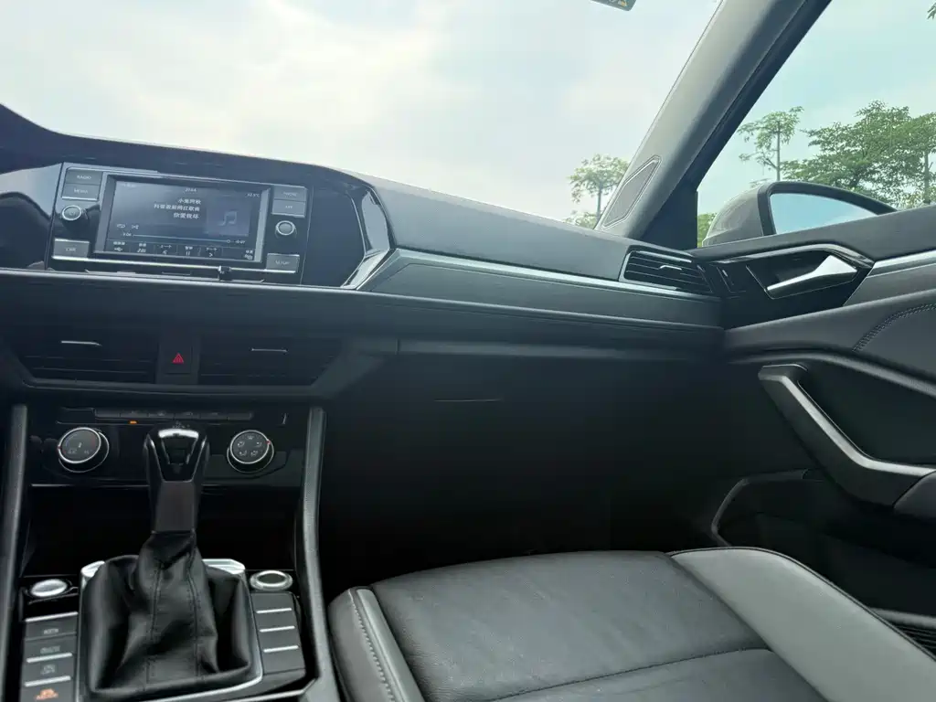 Volkswagen Sagitar — миниатюра 8