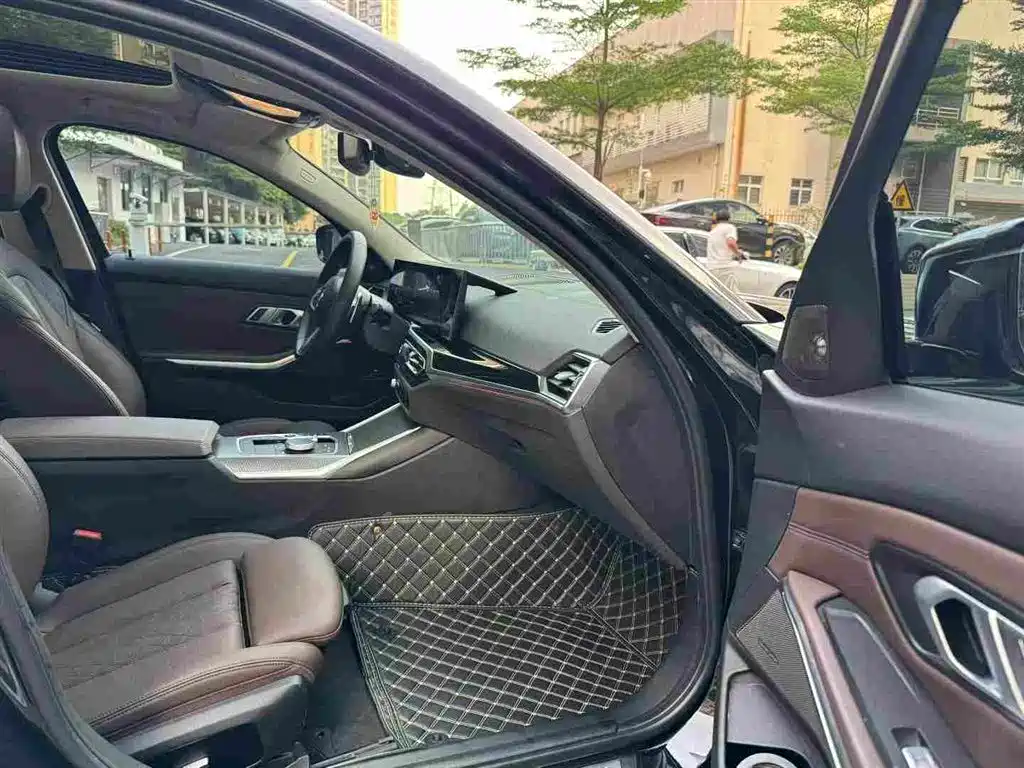 BMW 3 Series 3 2023 325Li M Sport