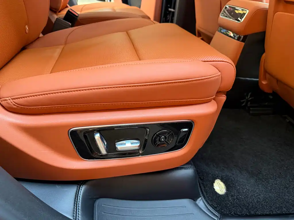 Li Auto Li L9 — миниатюра 24