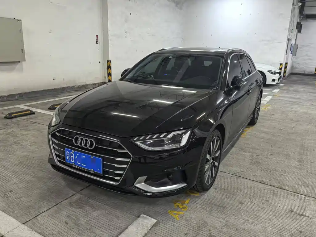 Audi A4 (Import)