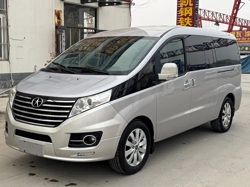 JAC Refine M5