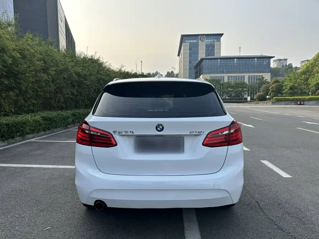 BMW 2 Series Active Tourer — миниатюра 23