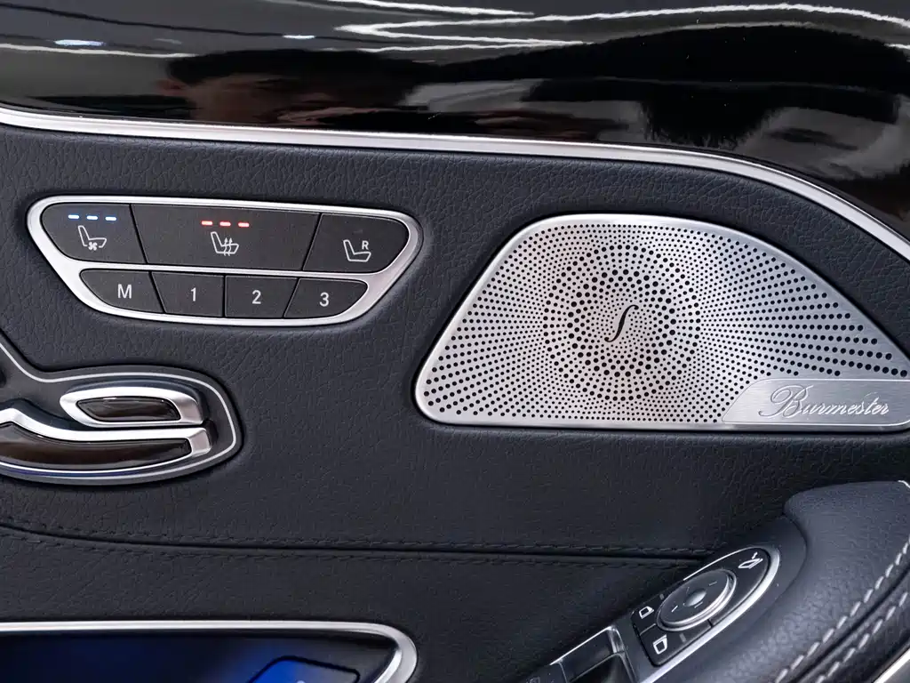 Mercedes-Benz S-Class — миниатюра 8