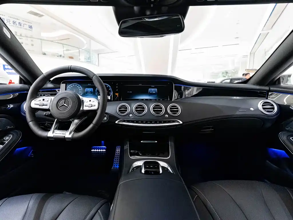 Mercedes-Benz S-Class — миниатюра 13
