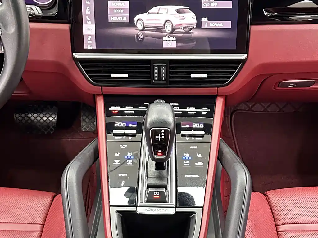 Porsche Cayenne — миниатюра 15