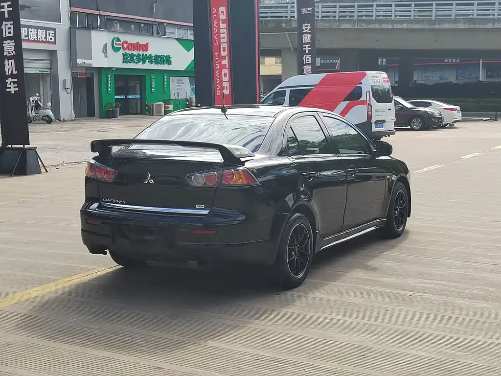 Mitsubishi Lancer EX — миниатюра 6
