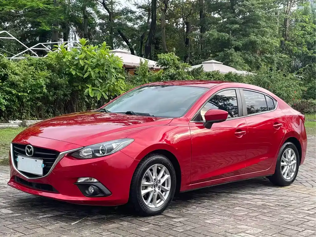 Mazda 3 Axela 2015