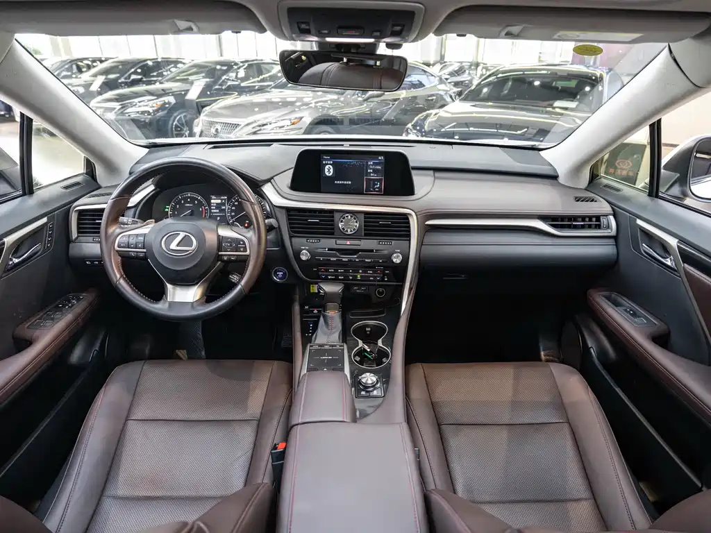 Lexus RX — миниатюра 13