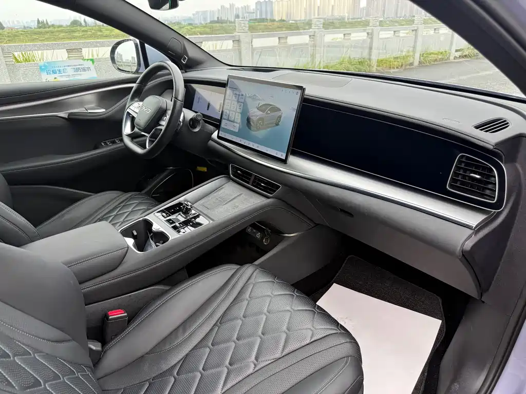 BYD Sealion 07 EV — миниатюра 8