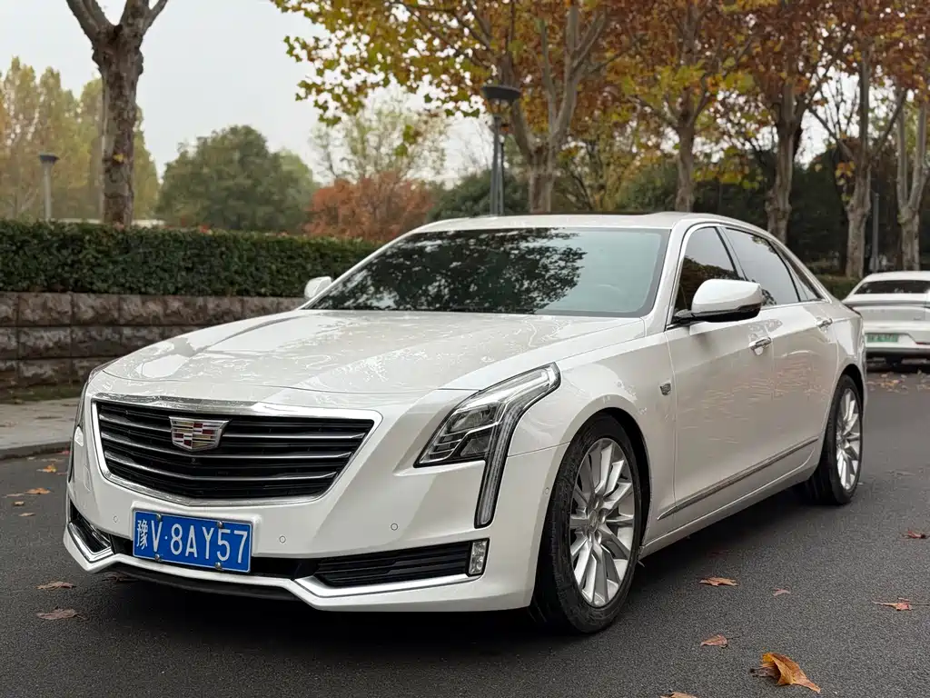 CADILLAC CT6