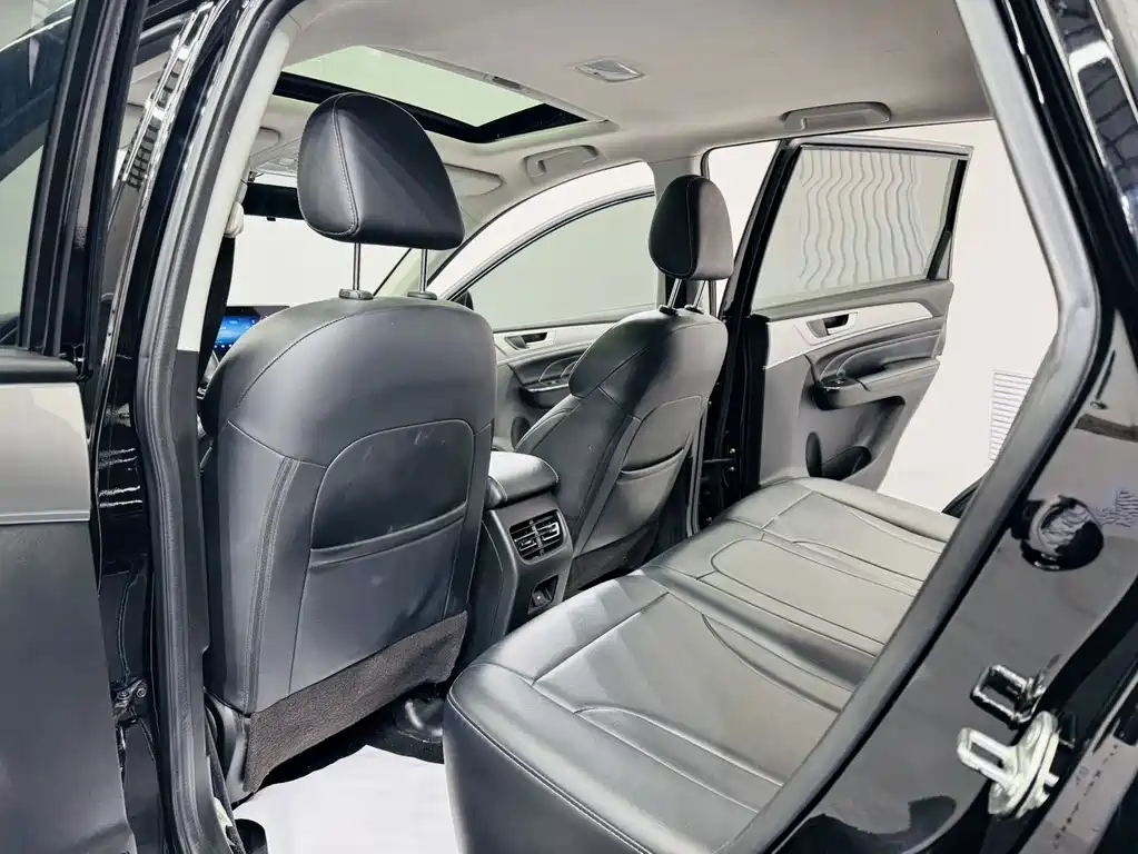 Haval M6 — миниатюра 11