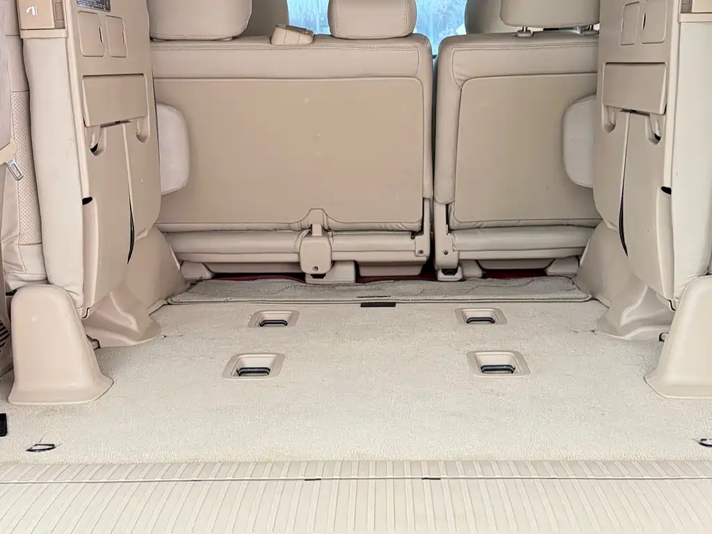 Toyota Land Cruiser 2012 4.0L AT VX