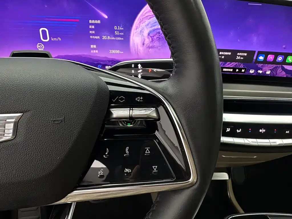Cadillac Lyriq — миниатюра 25