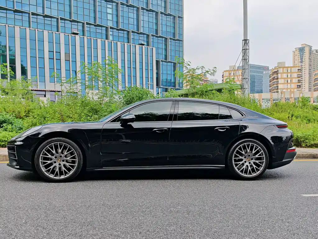 Porsche Panamera — миниатюра 9