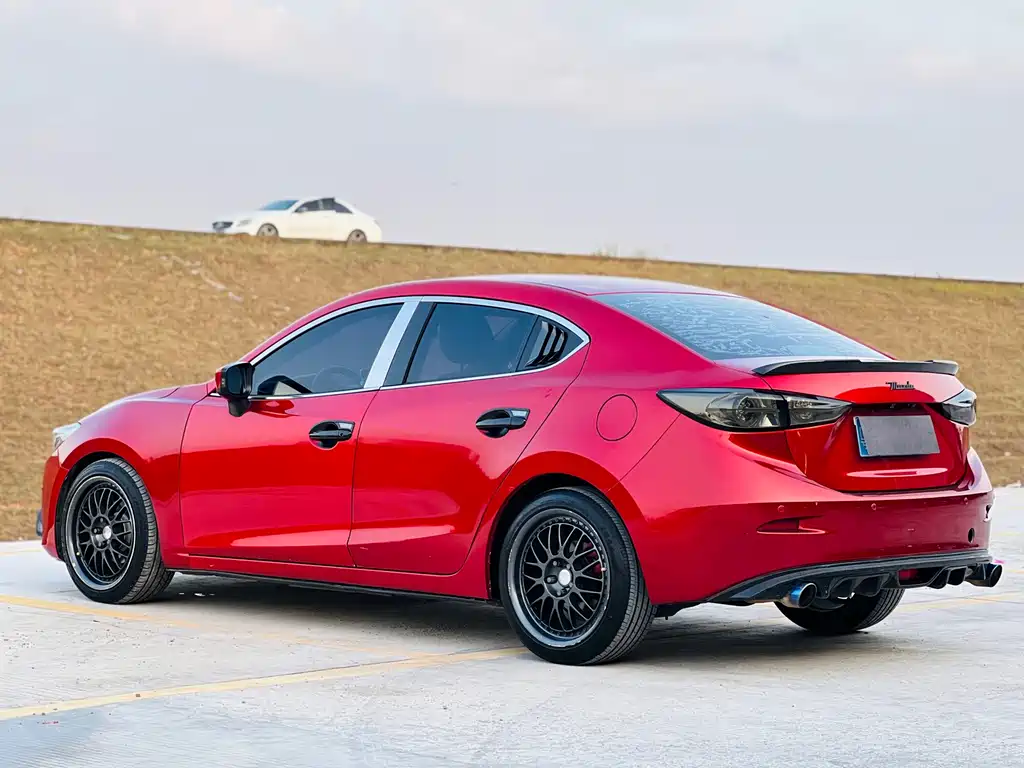 MAZDA 3 ANGKESAILA