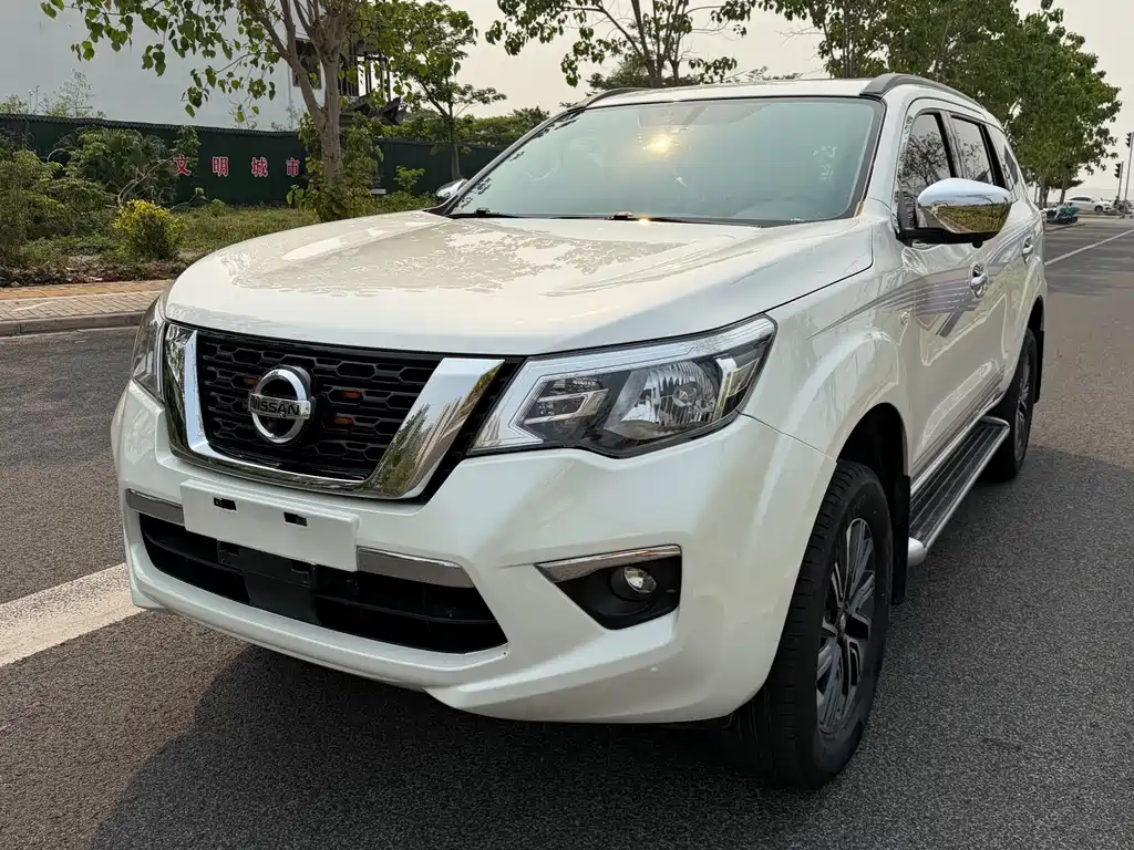 Nissan Terra 2020