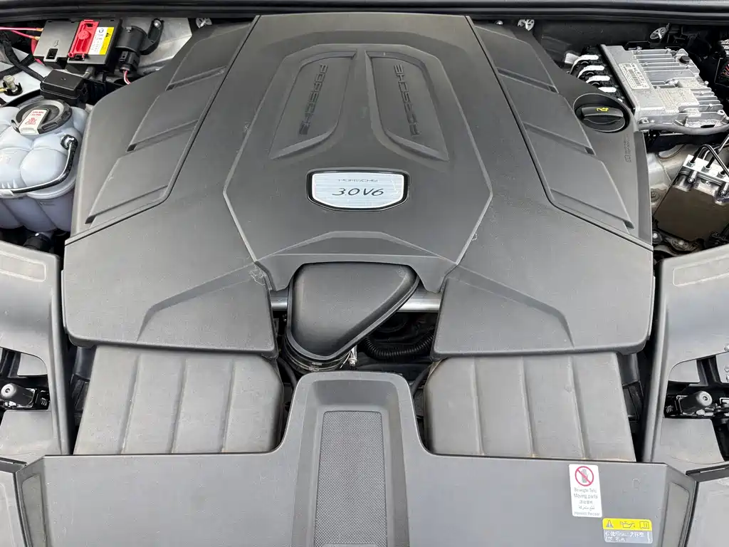 Porsche Cayenne — миниатюра 27