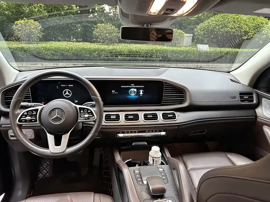 Mercedes-Benz GLE (Import) — миниатюра 9