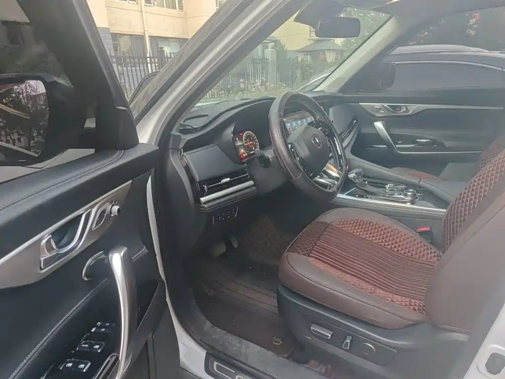 Changan CS95 — миниатюра 12
