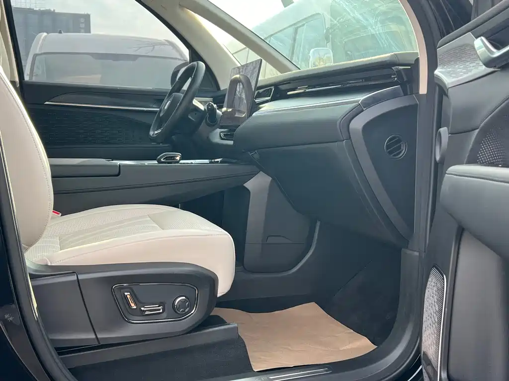 ZEEKR EXTREME KRYPTON 009