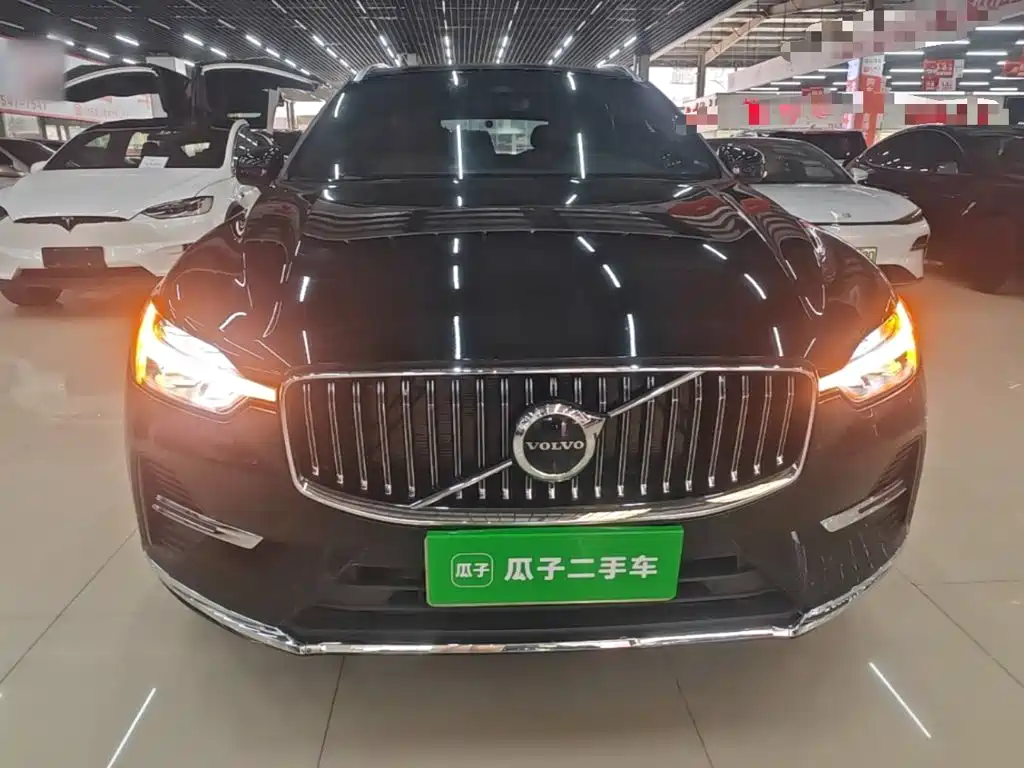 Volvo XC60 2024 — фото 3