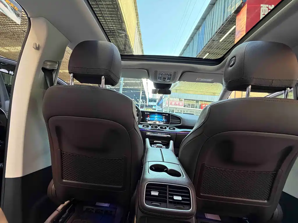 Mercedes-Benz GLE (Import) — миниатюра 17