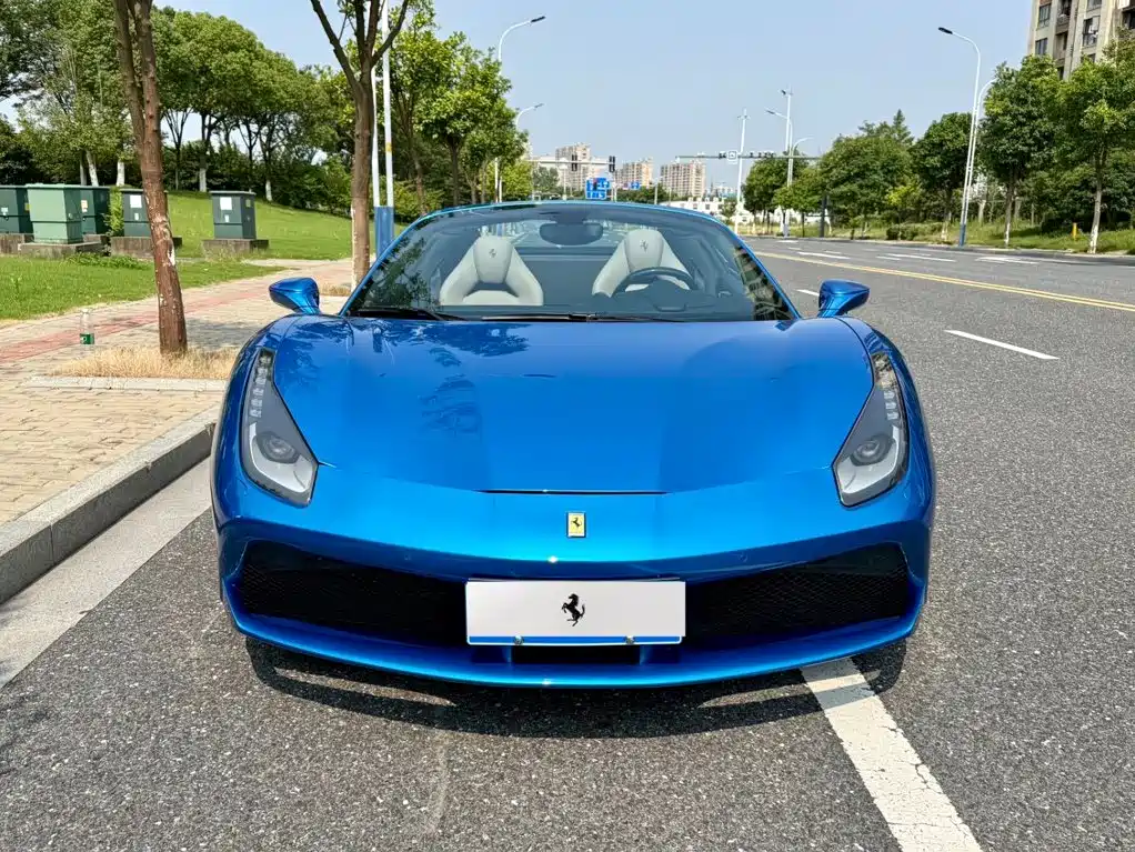 Ferrari 488