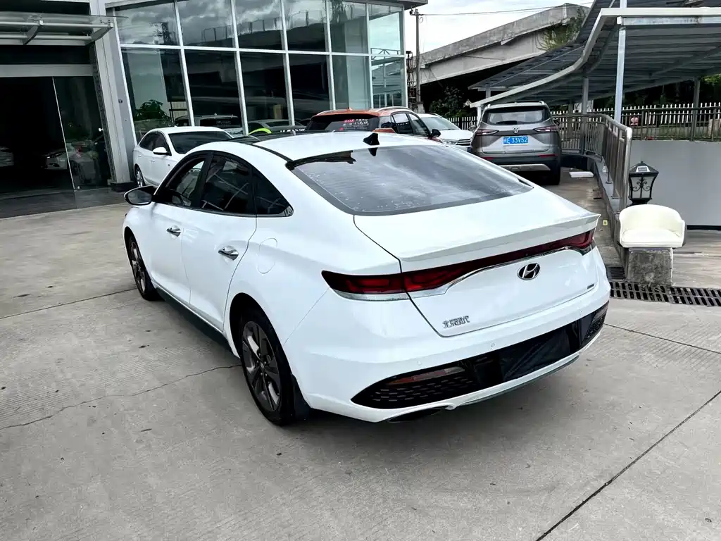Hyundai Fista — миниатюра 6