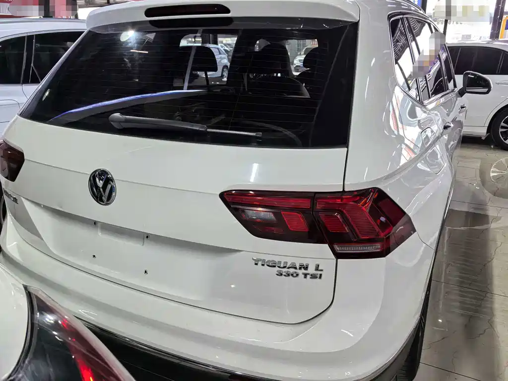 Volkswagen Tiguan L — миниатюра 4