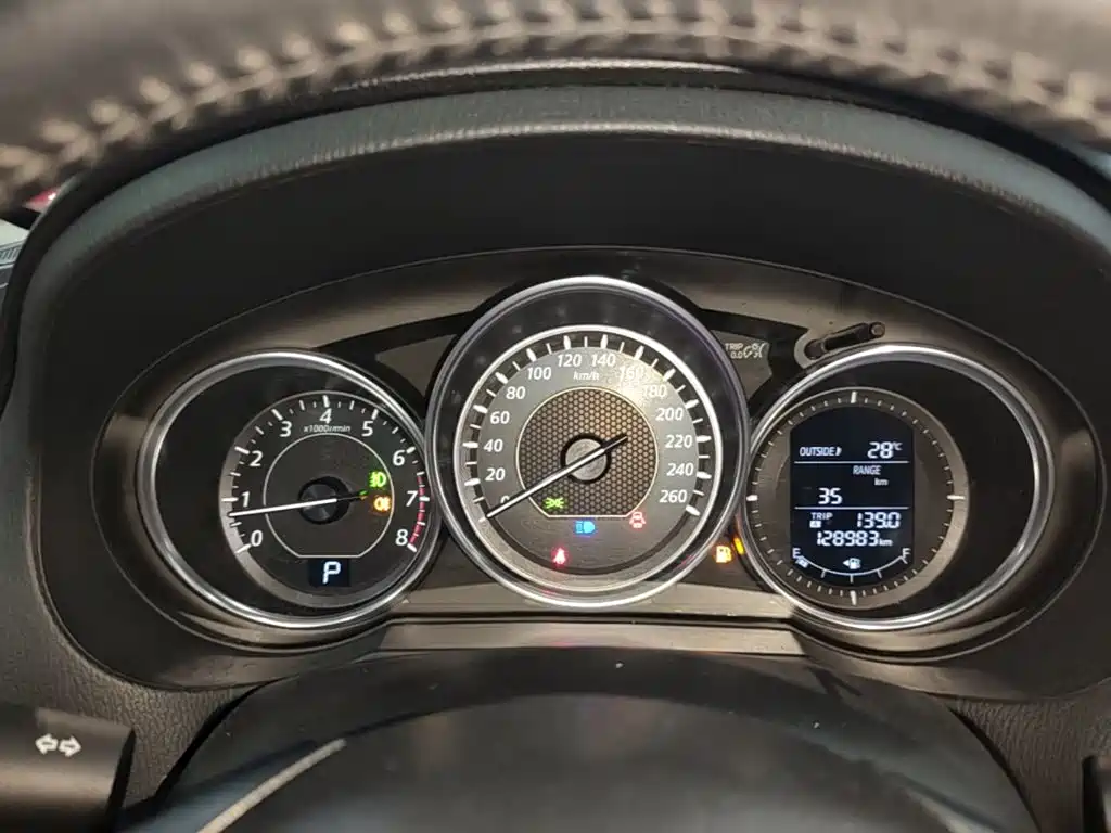 Mazda Atenza — миниатюра 8