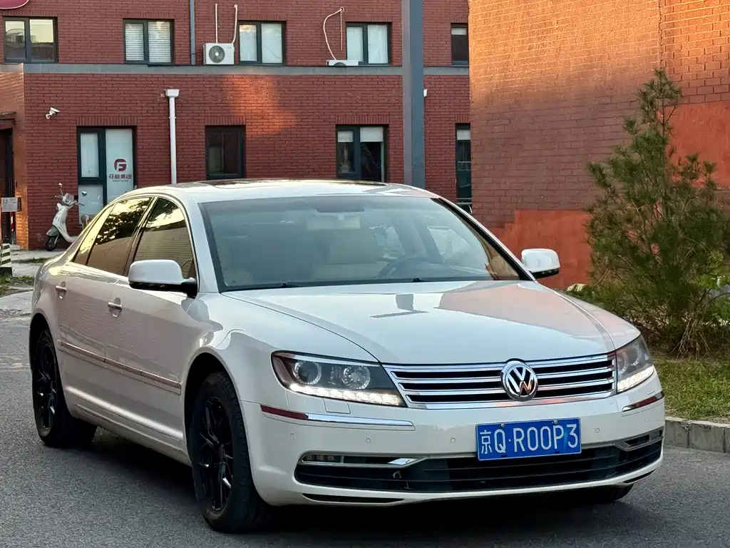 Volkswagen Phaeton — миниатюра 3
