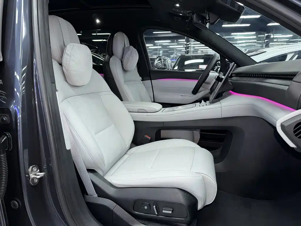 NIO ES6 — миниатюра 10