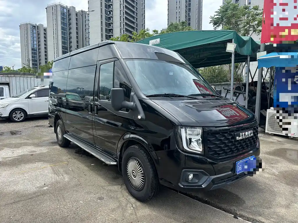JMC JMC Fushun — миниатюра 2