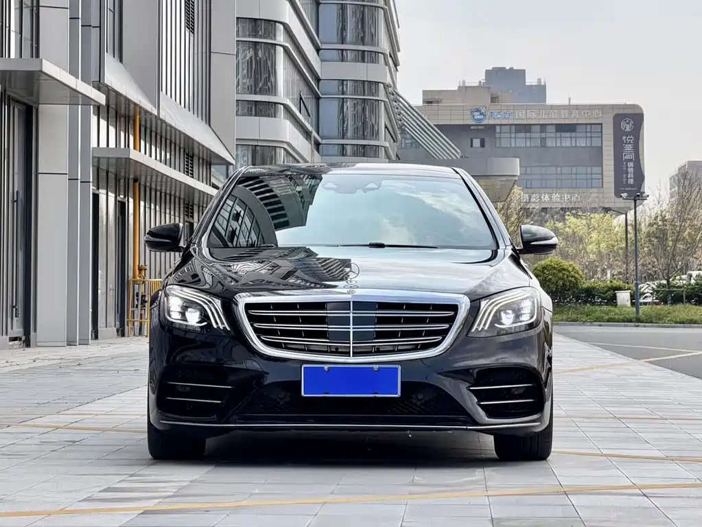 Mercedes-Benz S-Class — миниатюра 2