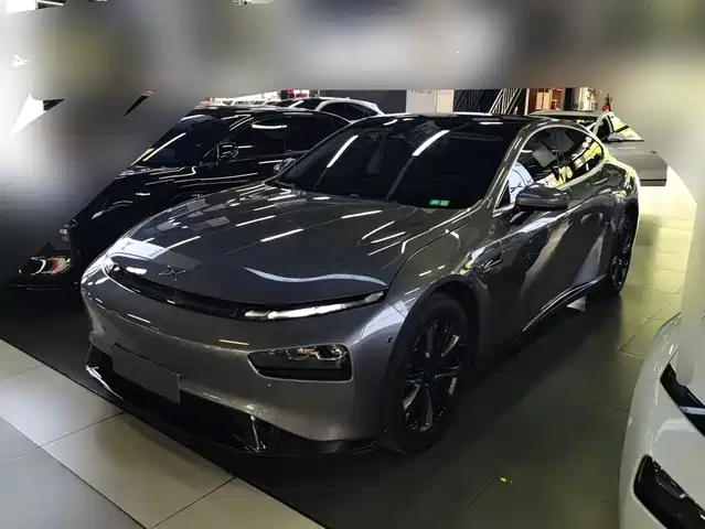 2022 Xpeng P7