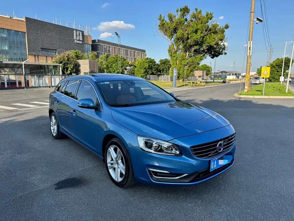 Volvo V60 — миниатюра 3