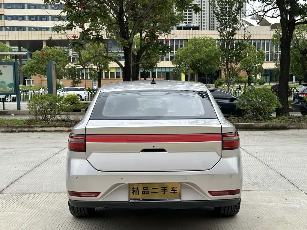 Baojun RC-5 — миниатюра 8