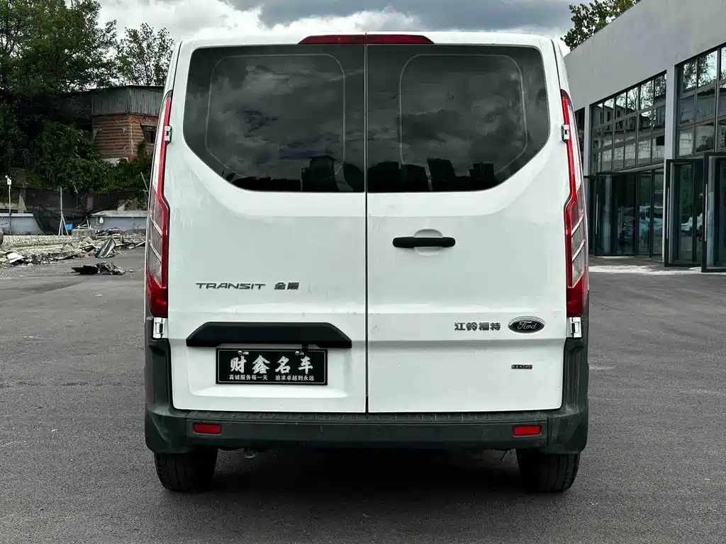 Ford Transit - фото 10