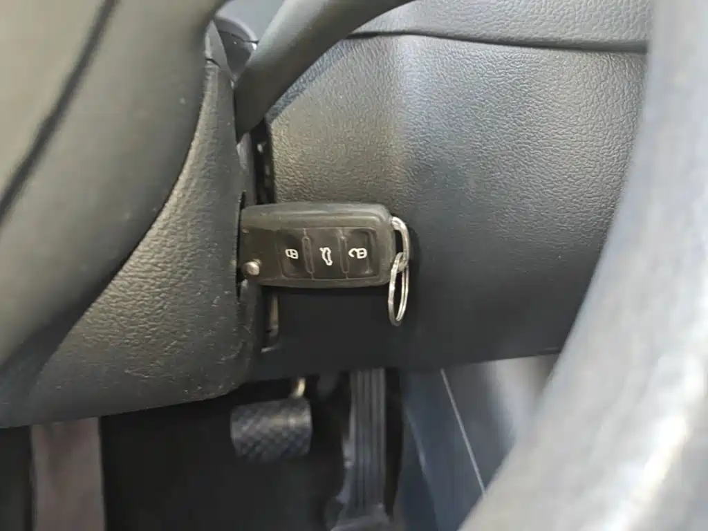 Volkswagen Tiguan - фото 9