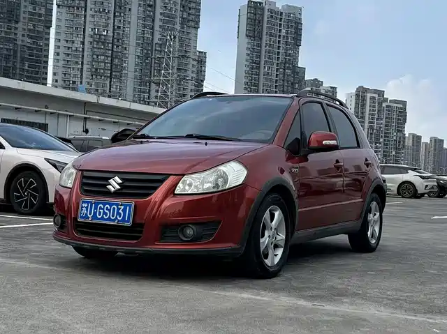 Suzuki Liana