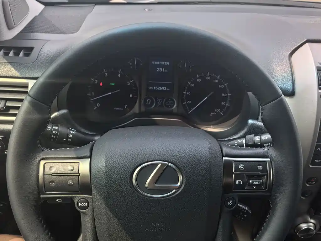 Lexus GX — миниатюра 15