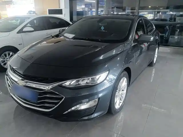 Chevrolet Malibu XL