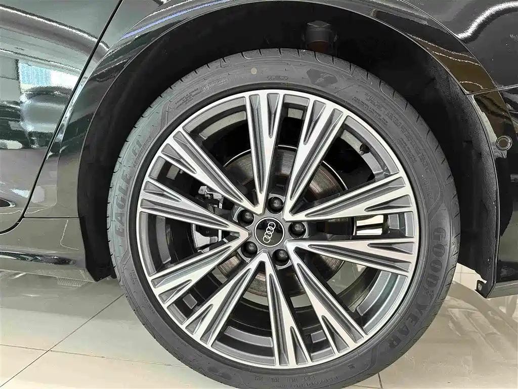 Audi A6L 2026 45 TFSI