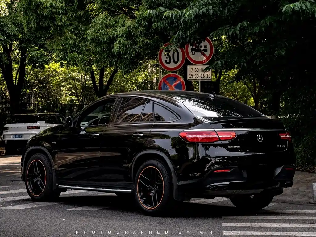 Mercedes-Benz GLE Coupe AMG — миниатюра 10