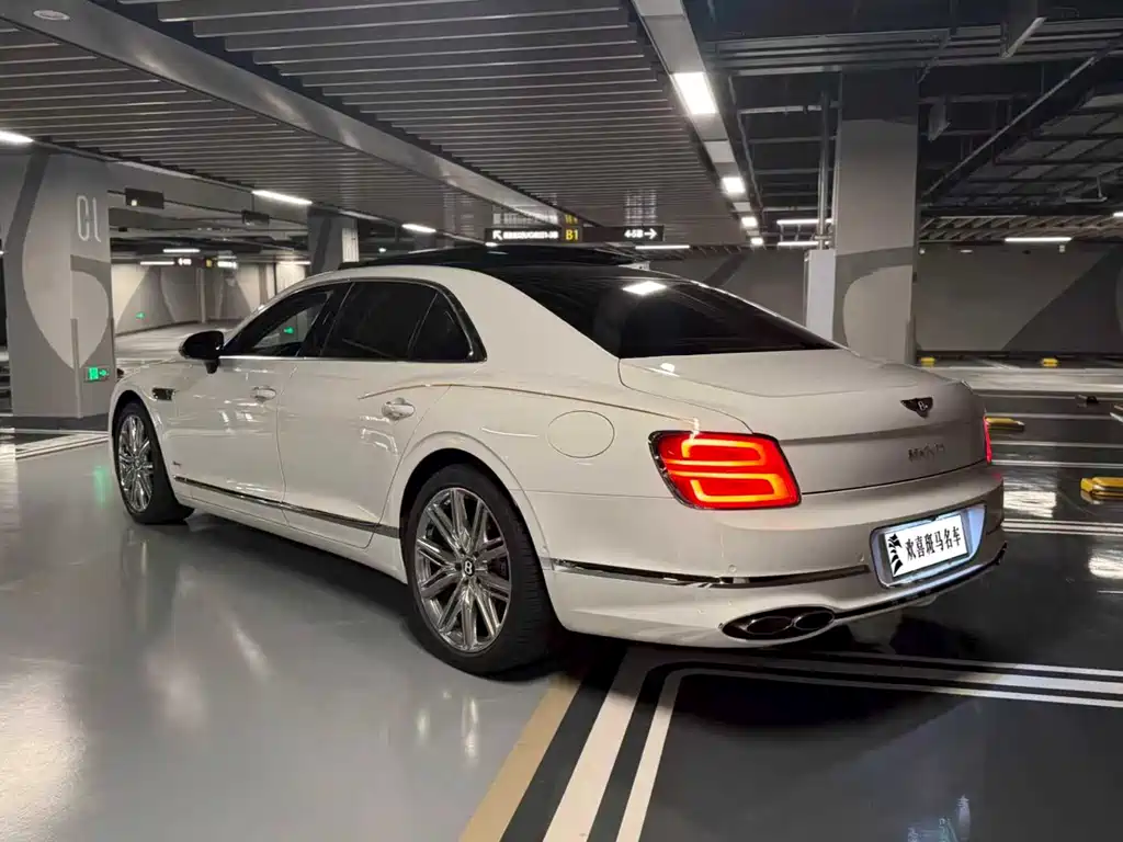 BENTLEY FLYING SPUR PLUG IN HYBRID