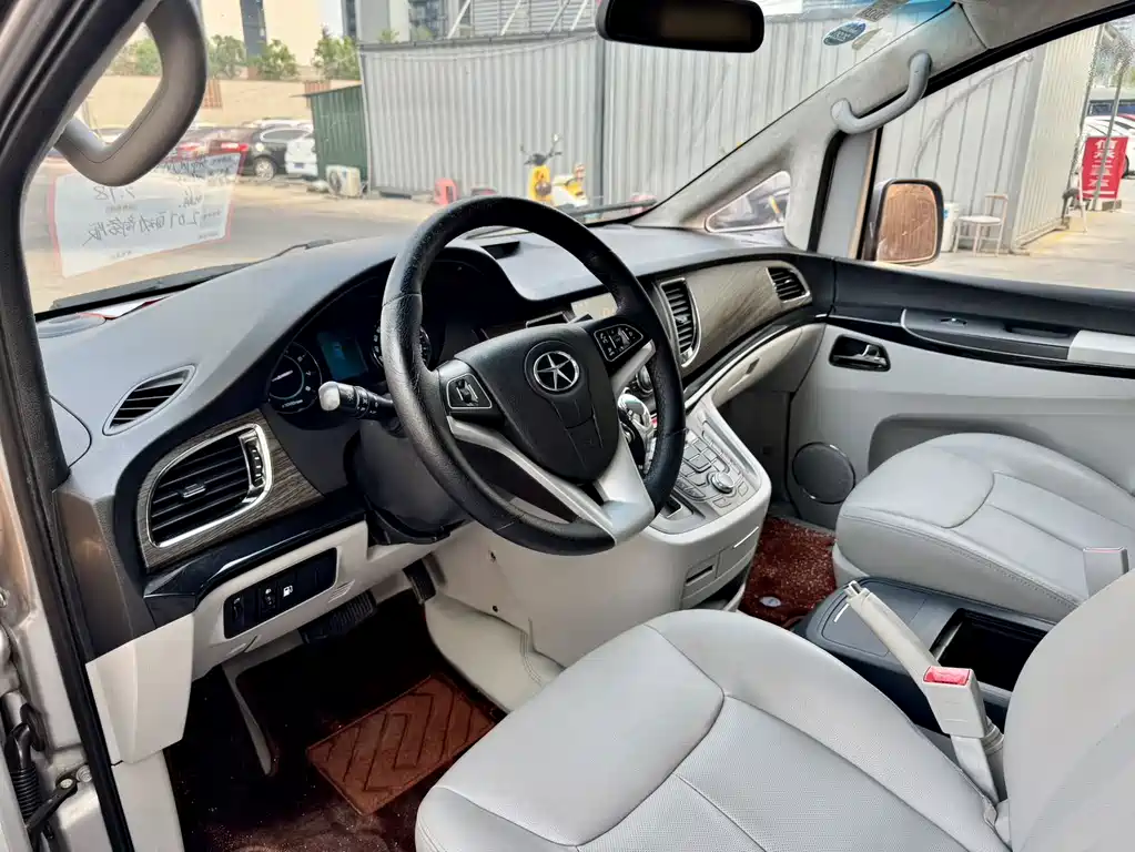 JAC Refine M5 — миниатюра 5