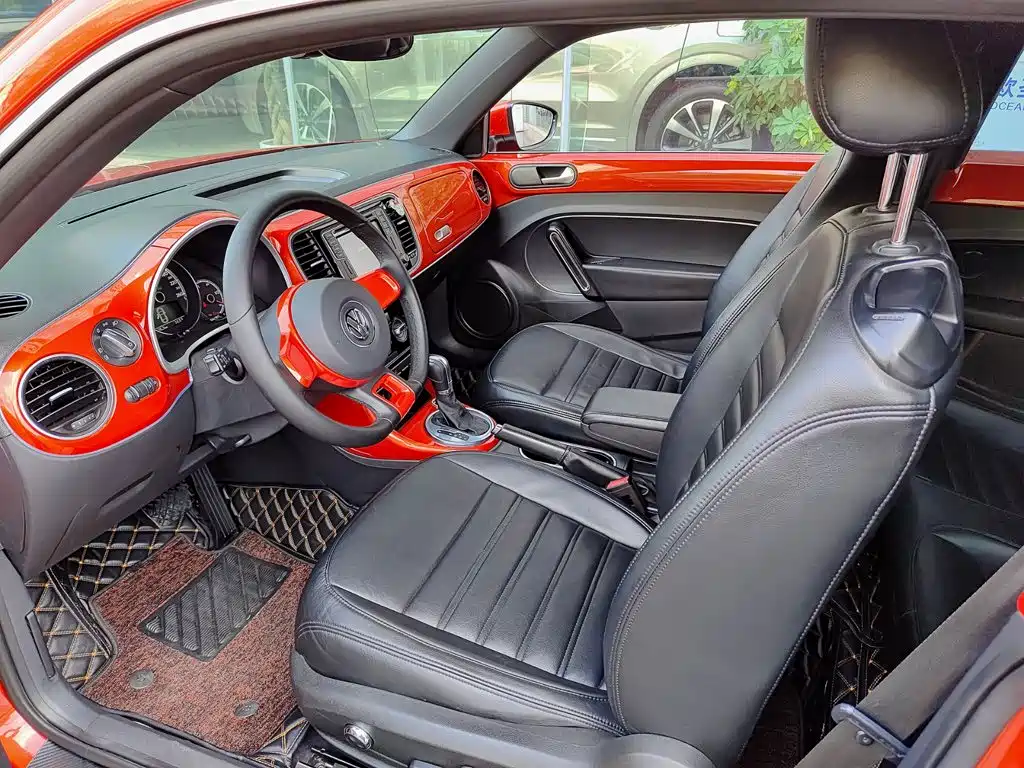 Volkswagen Beetle 180TSI Comfort Joy Edition, фото 7