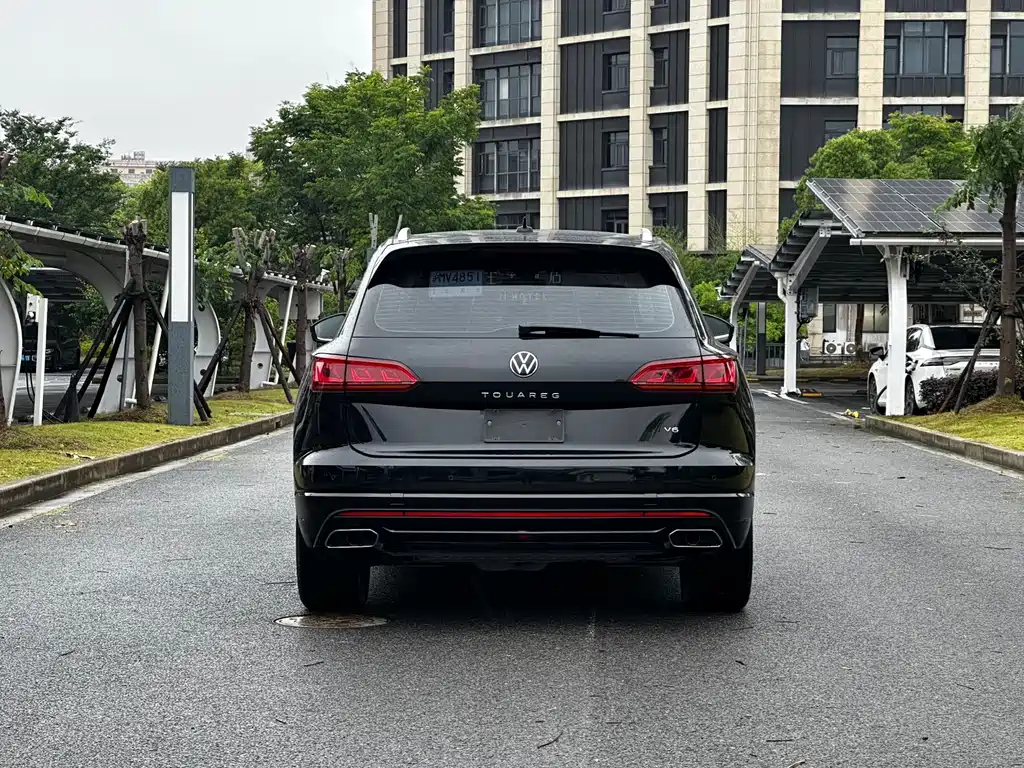 Volkswagen Touareg 2022 3.0TSI Sport